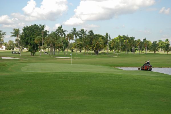Golf Course Maintenance in Fort Walton Beach