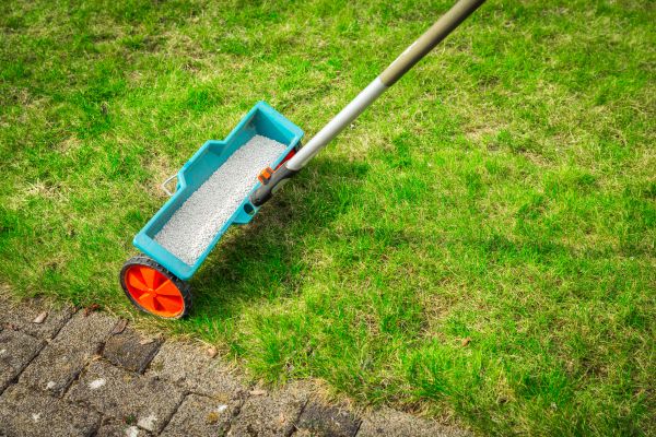 Commercial Lawn Treatment in Fort Walton Beach