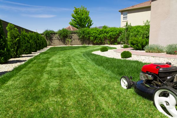 Residential Lawn Mowing in Fort Walton Beach